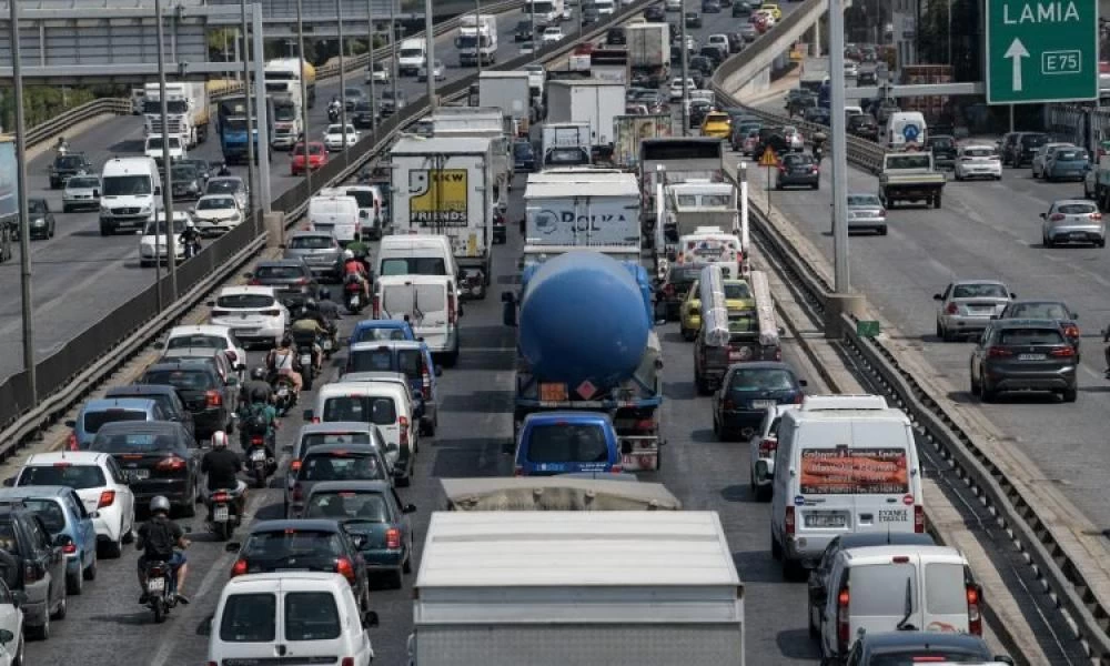 Κυκλοφοριακό "έμφραγμα" στη Λεωφόρο Κηφισού εξ αιτίας τροχαίου ατυχήματος